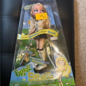 Bratz Play Sportz Cloe – Golf Edition – Brand New (Box Wear)